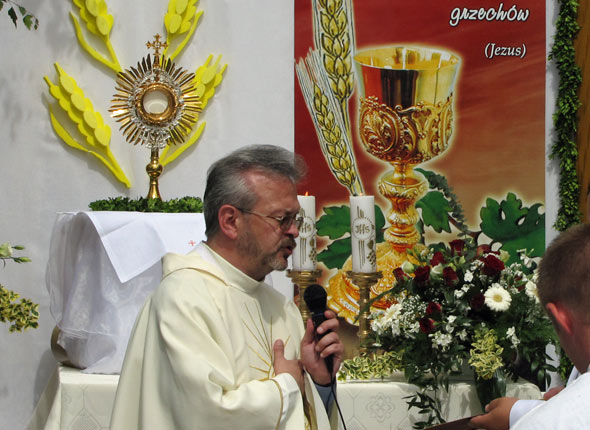 Procesja z Najświętszym Sakramentem w uroczystość Bożego Ciała