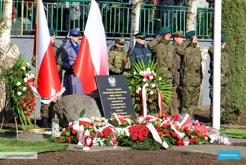 Wojewódzkie uroczystości upamiętniające „Marsze Śmierci” w Racławicach Śląskich